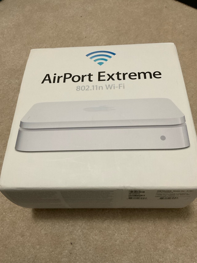 Apple AirPort Extreme Router