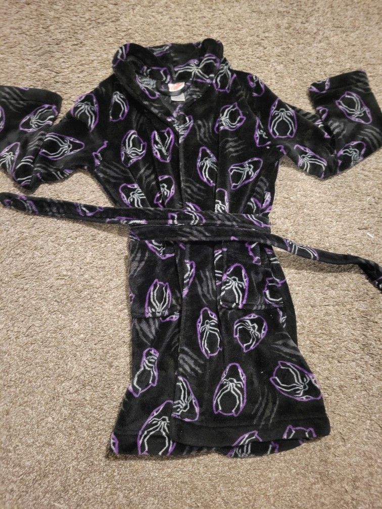 Boys size 10 Robe