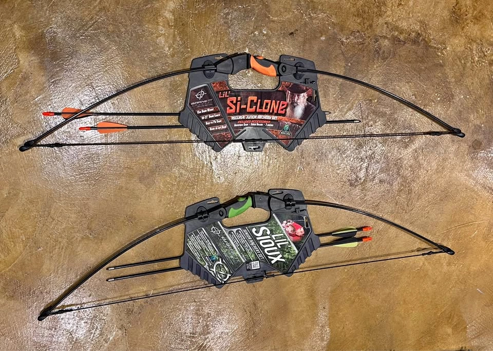 Barnett Youth Archery Bows (2)