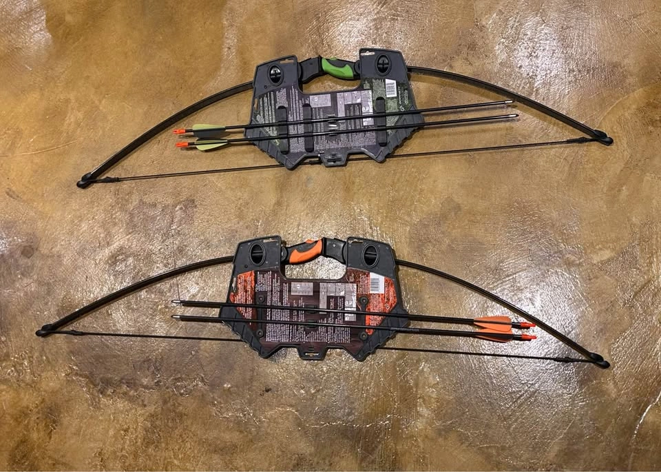 Barnett Youth Archery Bows (2) - photo 2