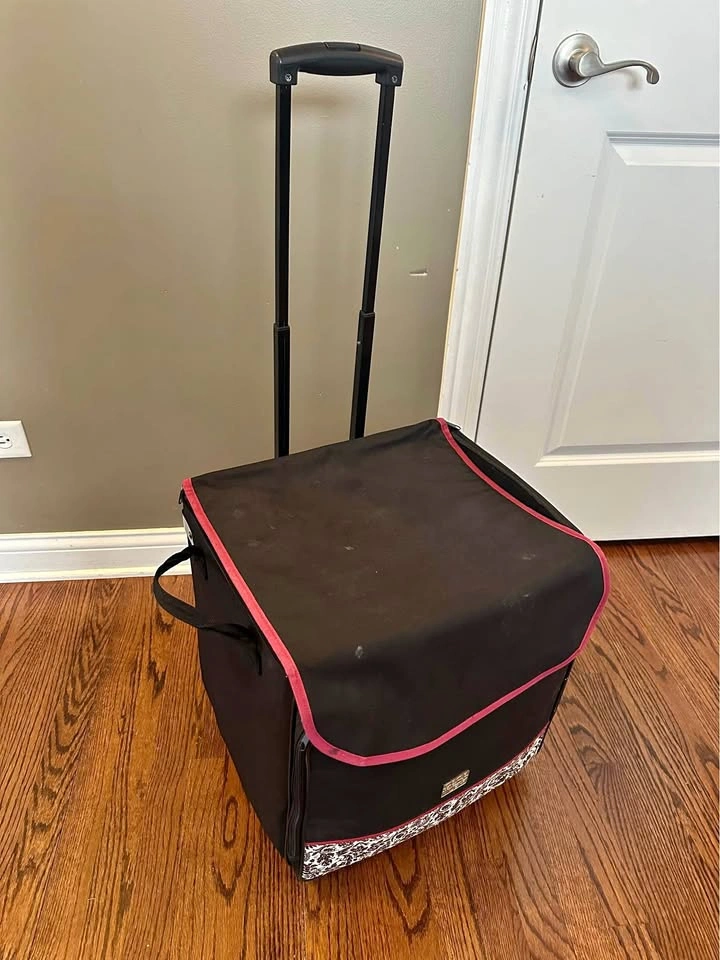 Scrapbook Rolling Tote - Crop in Style & crafting materials