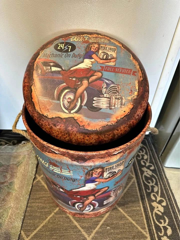 Vintage Style Garage Pin-Up Storage Stool