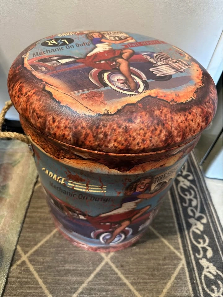Vintage Style Garage Pin-Up Storage Stool - photo 3