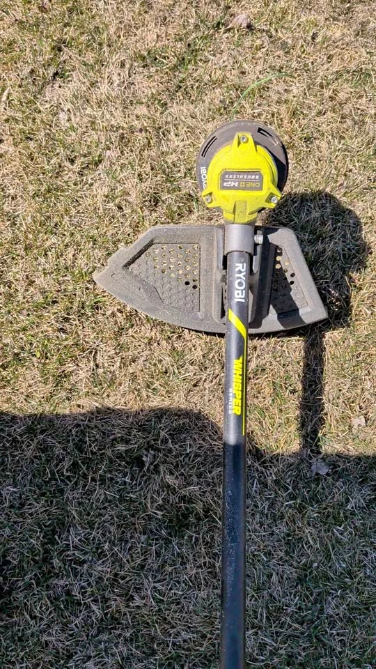 Ryobi 18v Whisper Trimmer