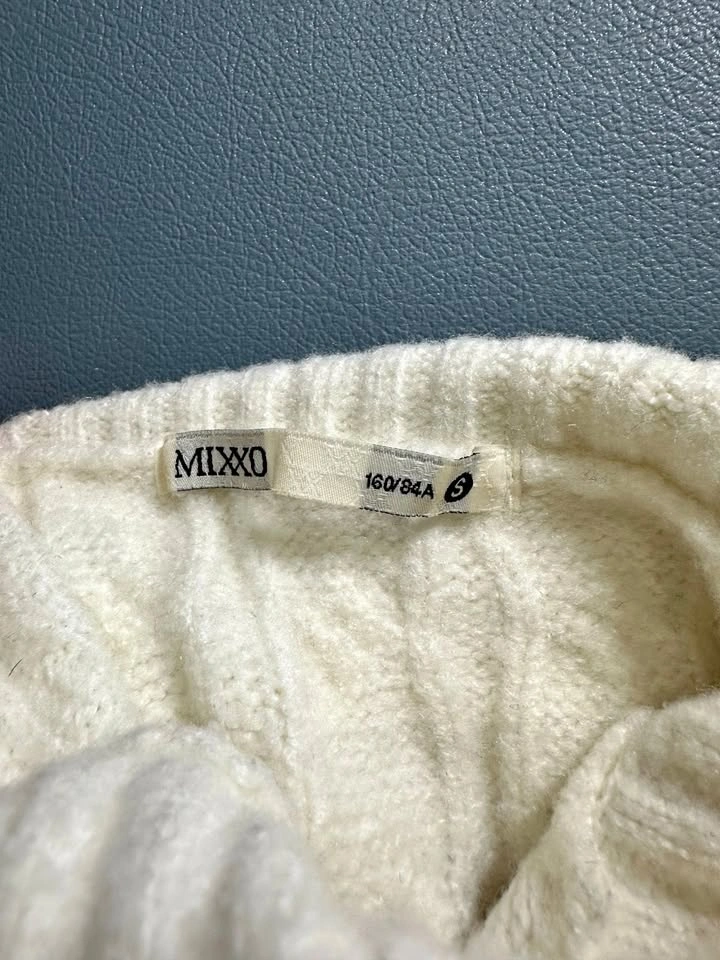 Women's Cream Cable Knit Turtleneck Sweater (Size S) [Mixxo] - photo 3
