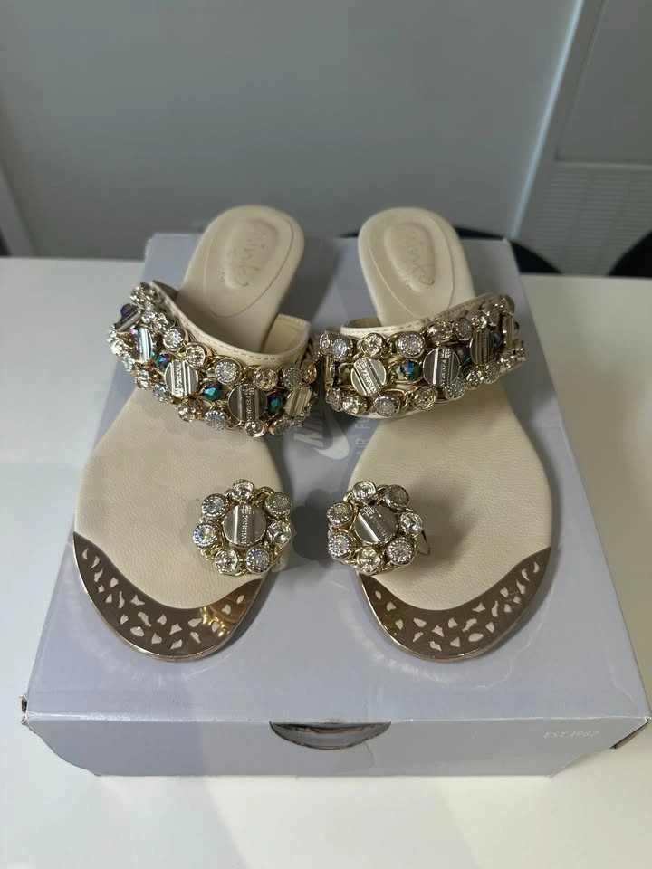 Women’s Embellished Sandals (Size 6–7) – Cream & Gold - photo 2