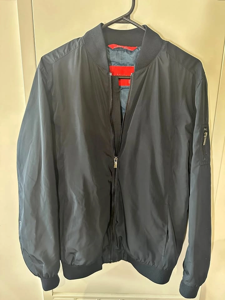 Zara Man Bomber Jacket (Size M) – Dark Navy / Black