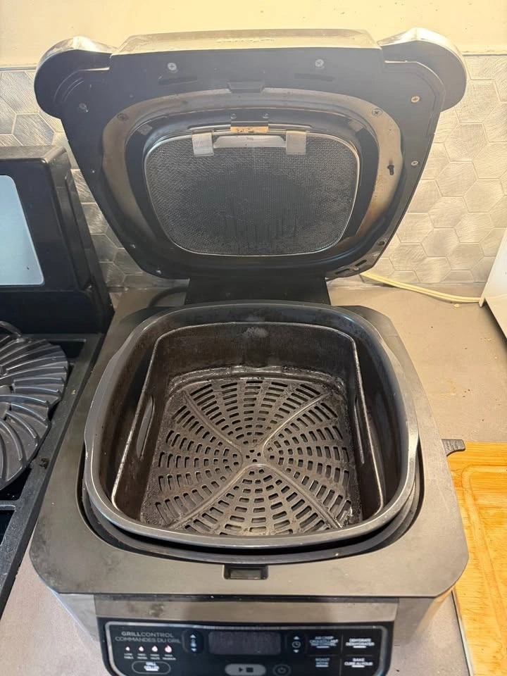 Ninja 5 in 1 Air Fryer, Roast, Bake, Dehydrate Indoor Electric G - photo 3