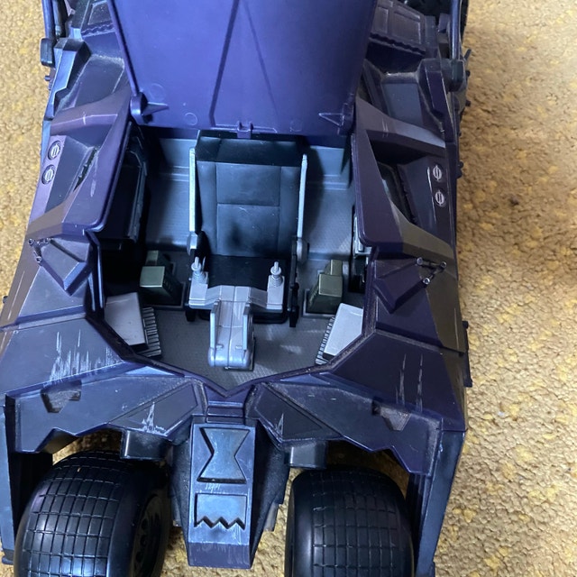 Batman Begins Batmobile - photo 2