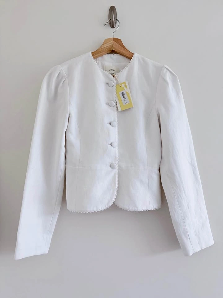 Aritzia Phrase Linen Jacket Size 00 NWT