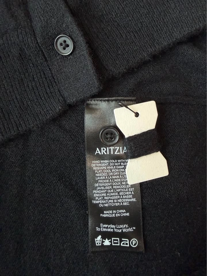 Aritzia Bare Cashmere Vneck Cardigan Size L NWOT - photo 4