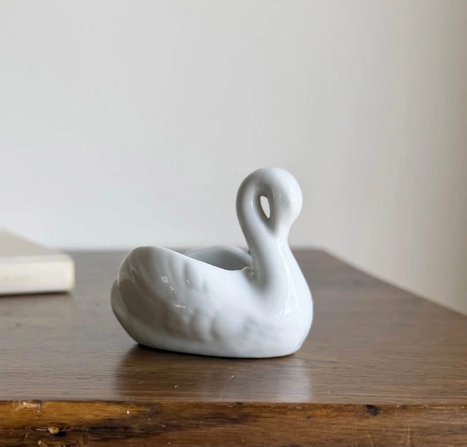Vintage Porcelain Swan Trinket Dish/Planter with Rose - photo 2