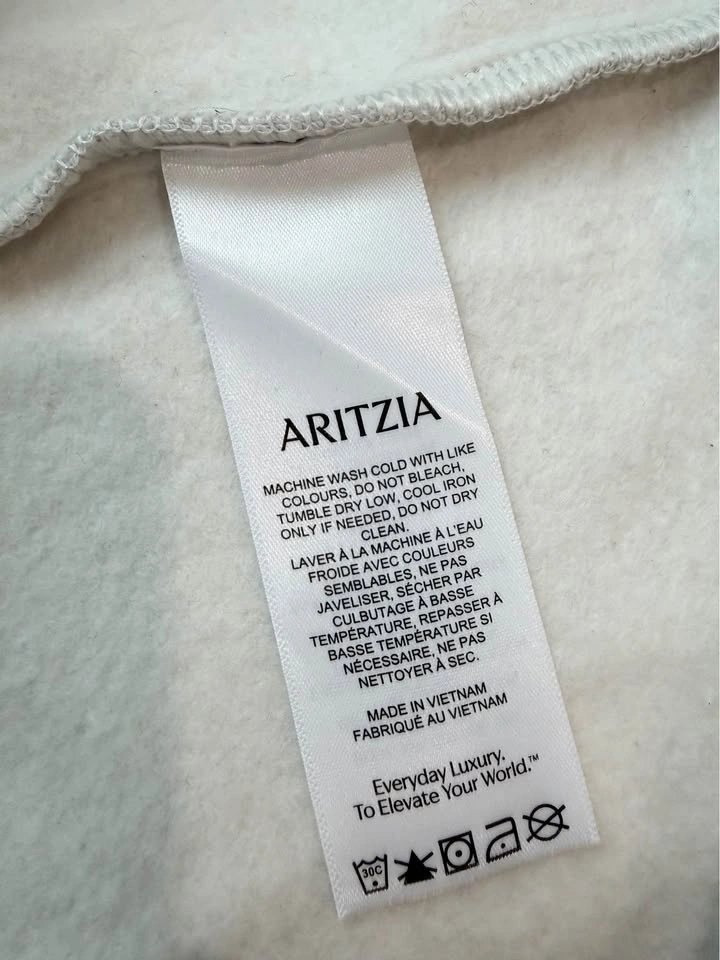 Aritzia Cozy Sweatfleece Perfect Crew Sweatshirt Size M NWOT - photo 4