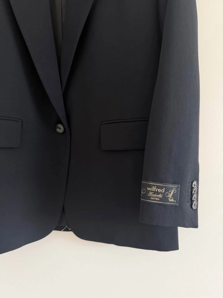 Aritzia Generation Blazer Size 2 NWT - photo 2