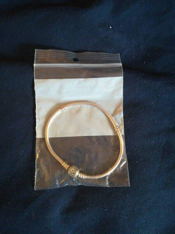 Pandora clasp bracelet - photo 2