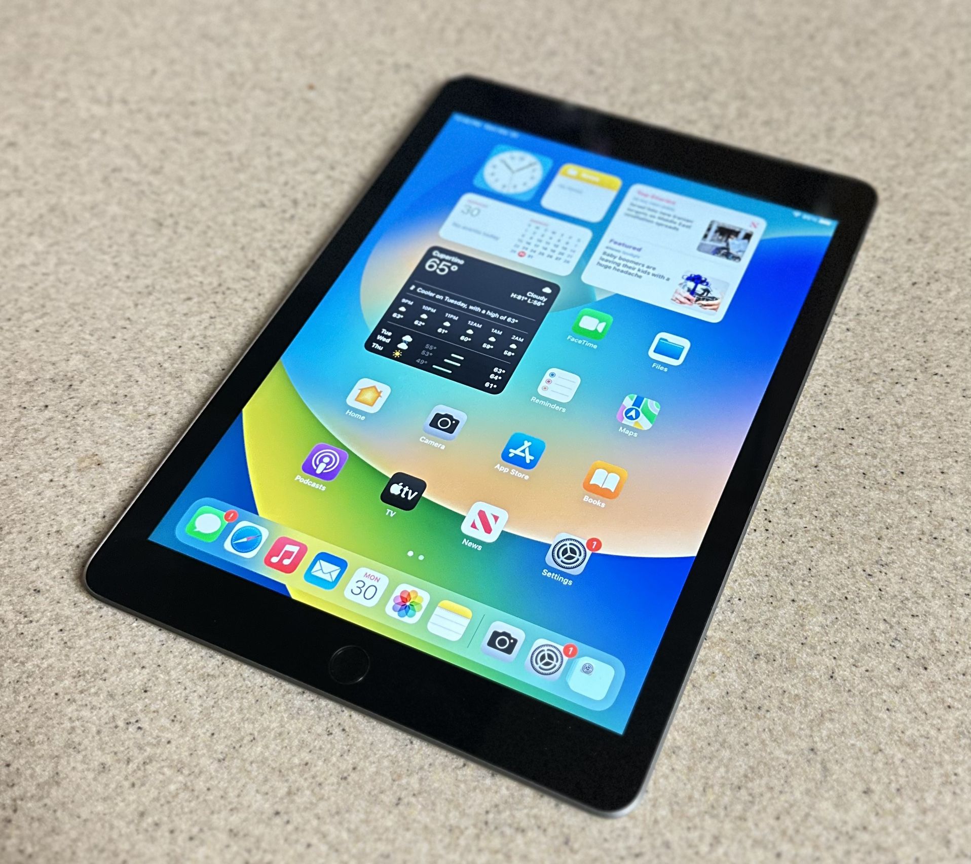 iPad 5th Gen 128GB $115 OBO - photo 2