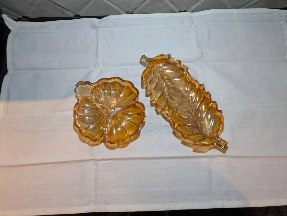 Carnival glass serving bowls Indiana Glass vintage plates - photo 2