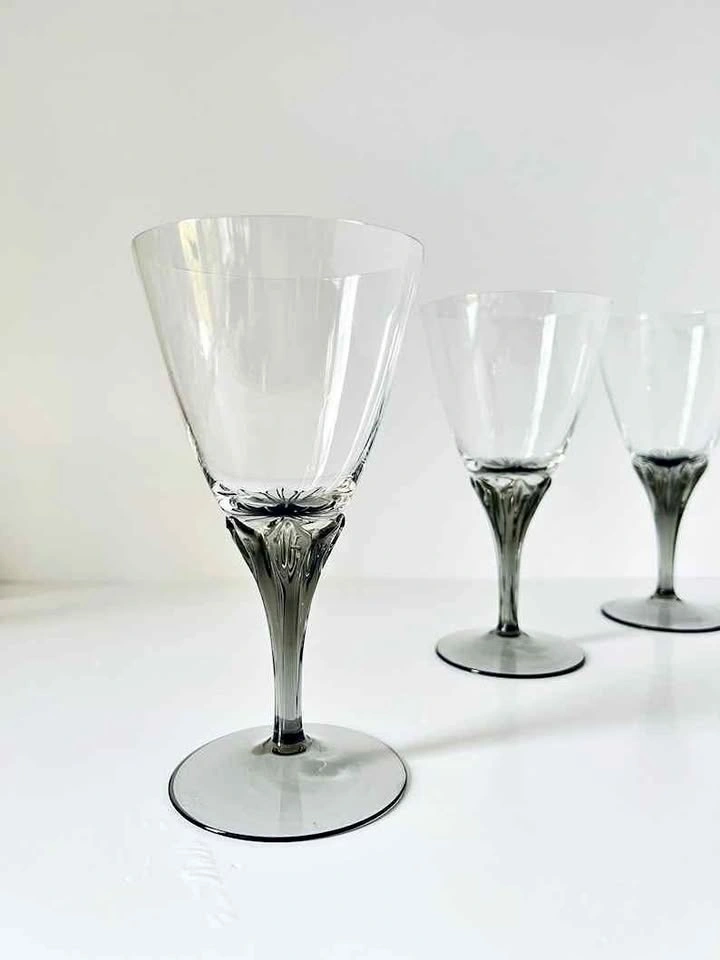 Vintage Crystal Wine Glasses x4
