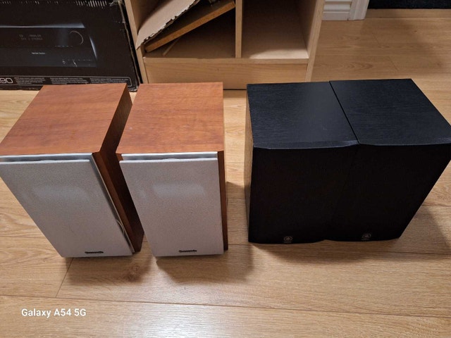 Two small speaker sets - photo 5