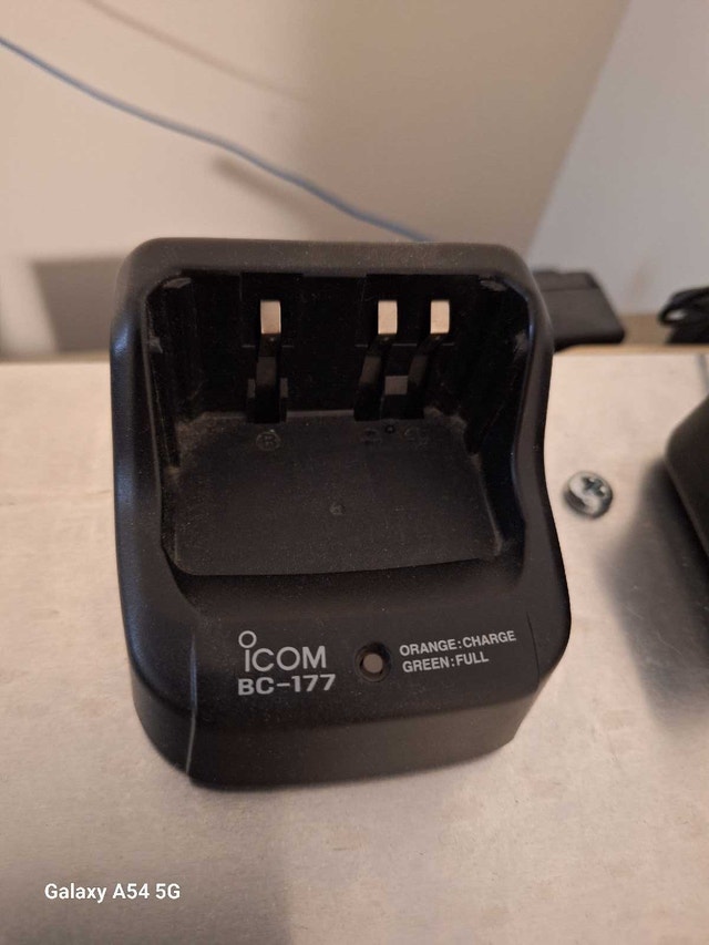 icom IC-92AD with GPS sp/mic - photo 2