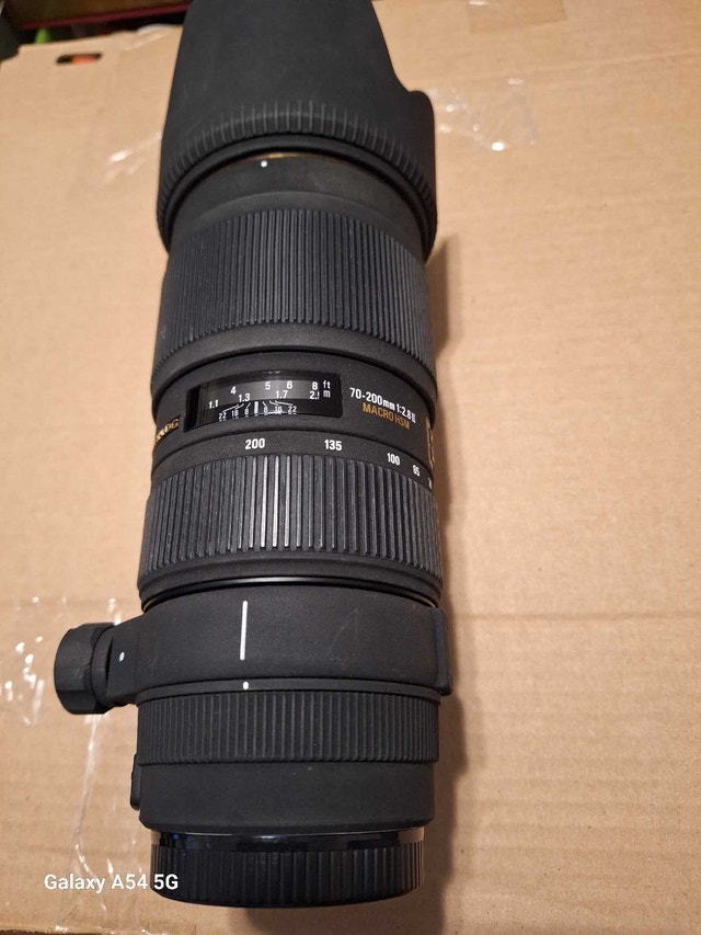 Sigma 70-200mm 1:2.8 Lens for Canon