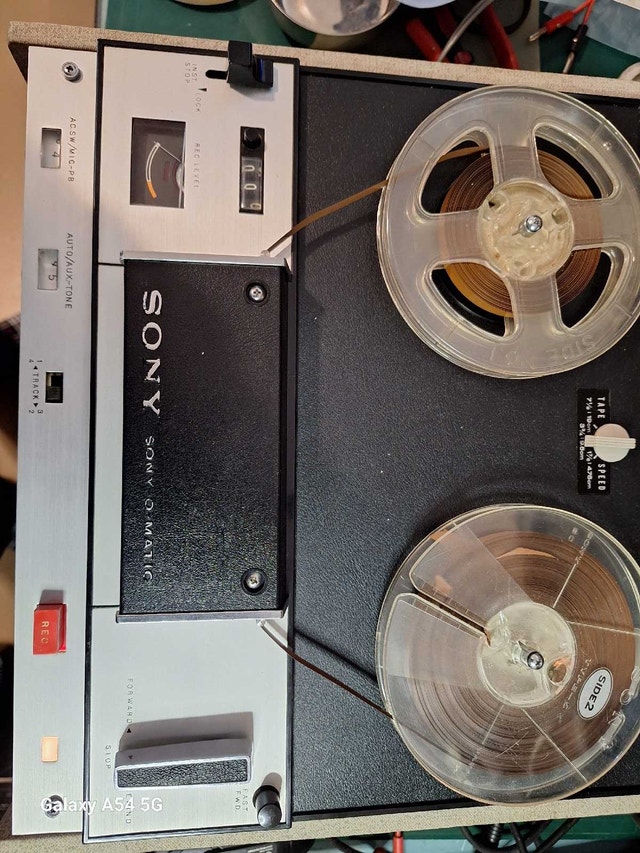 sony reel tape player