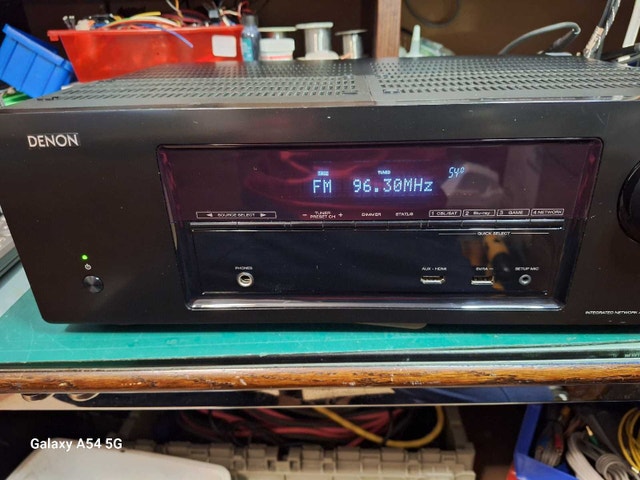 Denon AVR-E300 Receiver