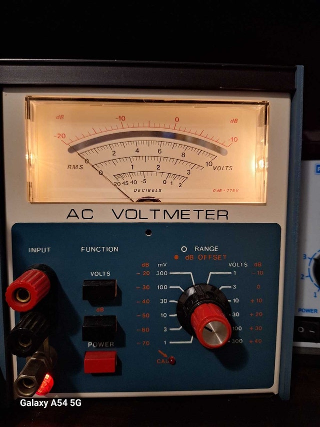 AC Volt Meter