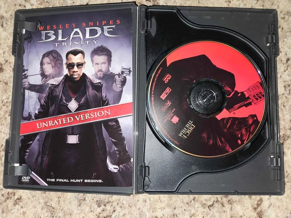 Blade Trinity DVD - Unrated Version - photo 3