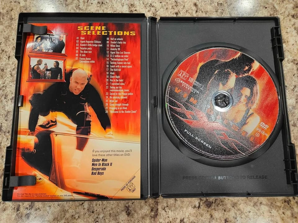 Blade DVD - Full Screen Edition - photo 3