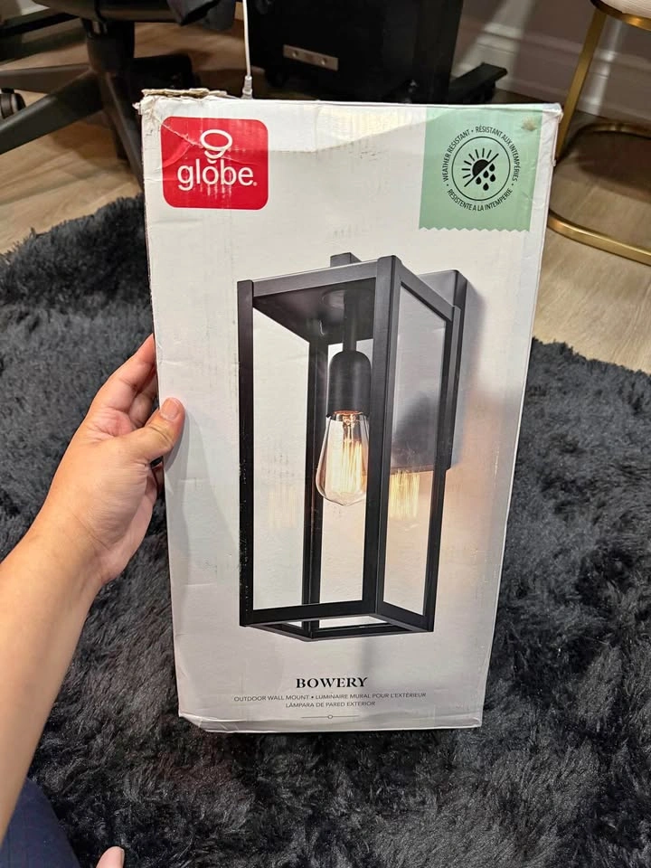 Bowery 1-Light Matte Black Wall Sconce