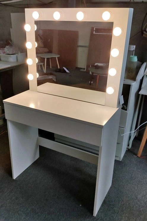 Vanity Makeup Table