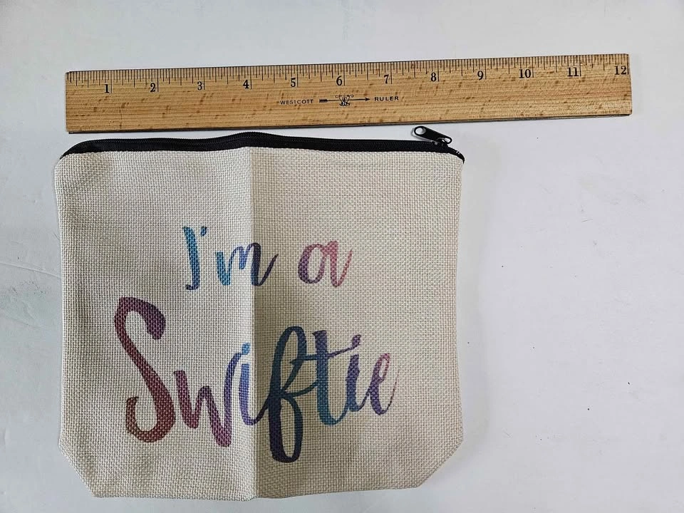 New I'm a Swiftie Make Up Bag / School Supplies Bag - photo 3