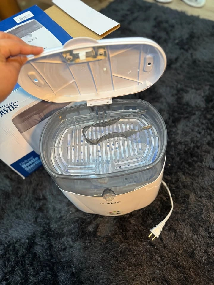 Dr. Brown's Deluxe Electric Sterilizer for Baby Bottles - photo 4