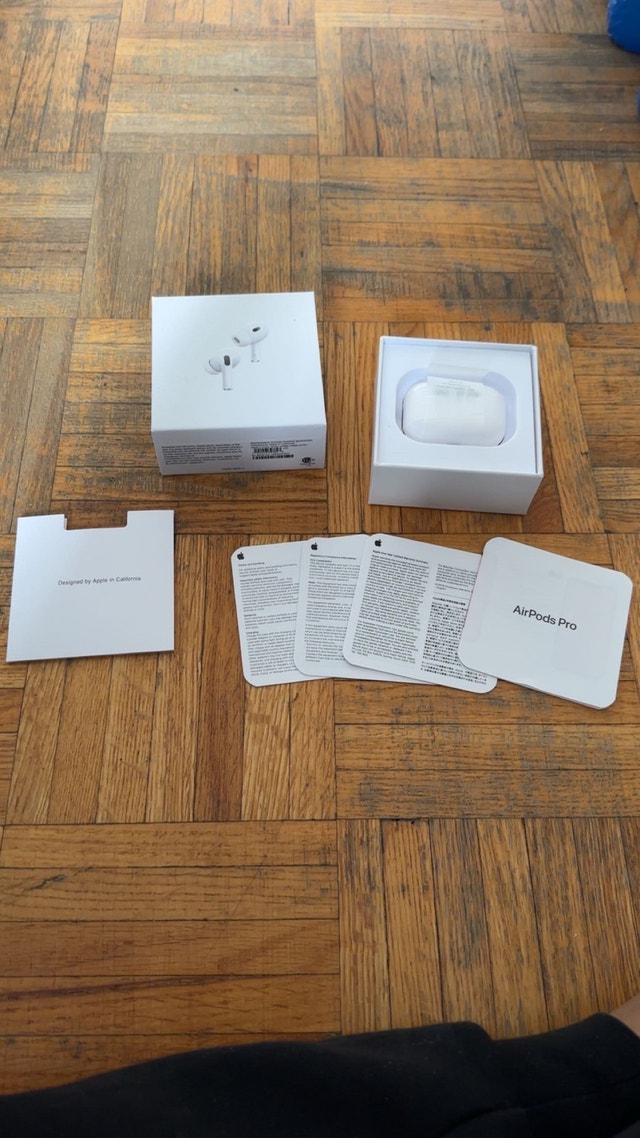 AirPods Pro 2 USB-C w/ Noise Cancellation - photo 3