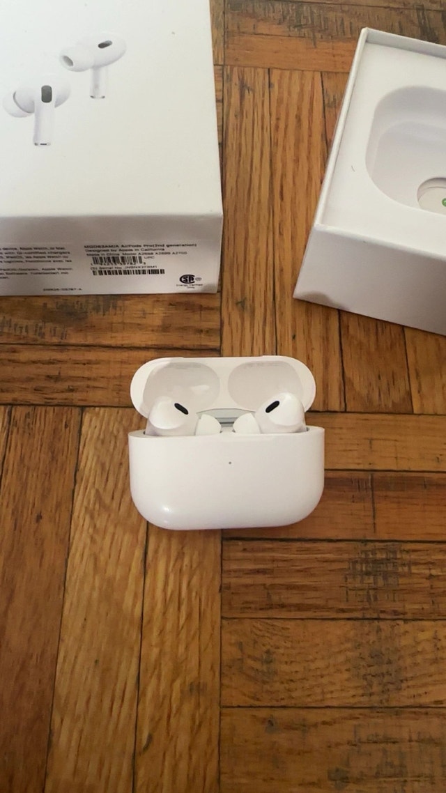 AirPods Pro 2 USB-C w/ Noise Cancellation - photo 5
