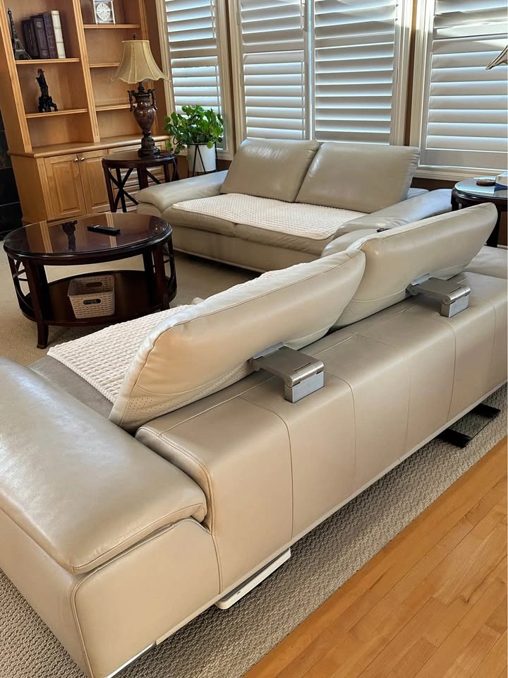 Real leather couch - photo 4