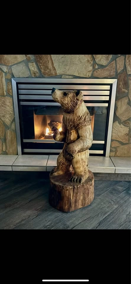 Wood Bear Statue Chainsaw Carving