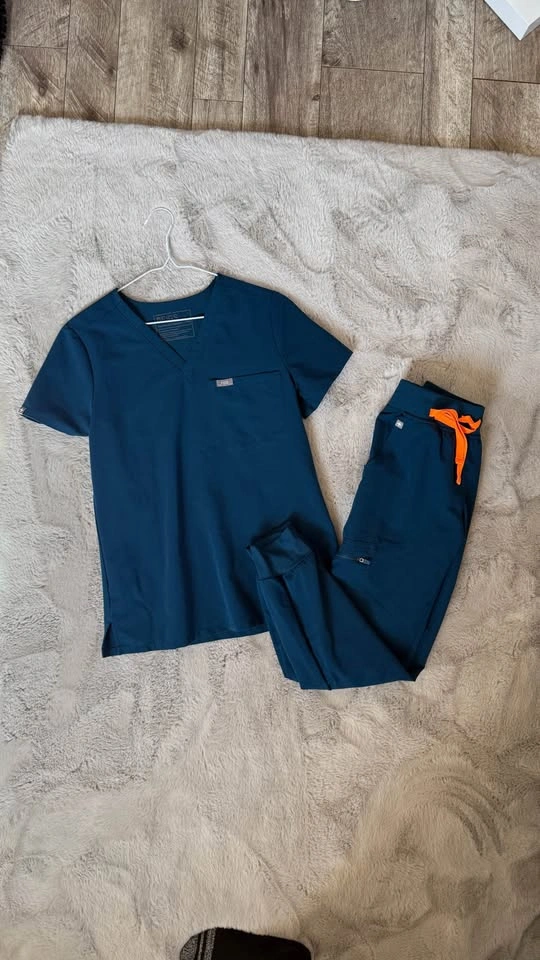 FIGS Scrubs - Mix & Match Sets (XXS-XS) - photo 2