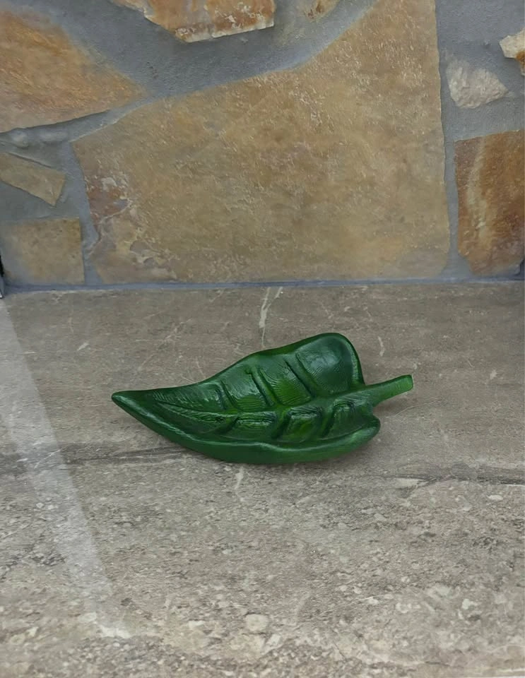 Wooden Leaf Jewelry Tray 6" - photo 2