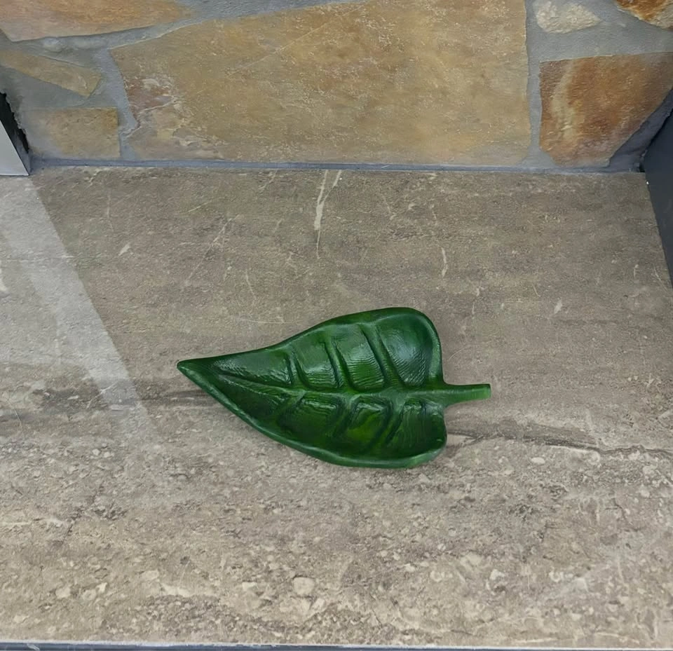 Wooden Leaf Jewelry Tray 6" - photo 3