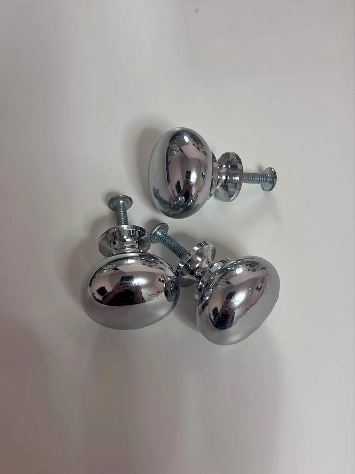 Drawer knobs
