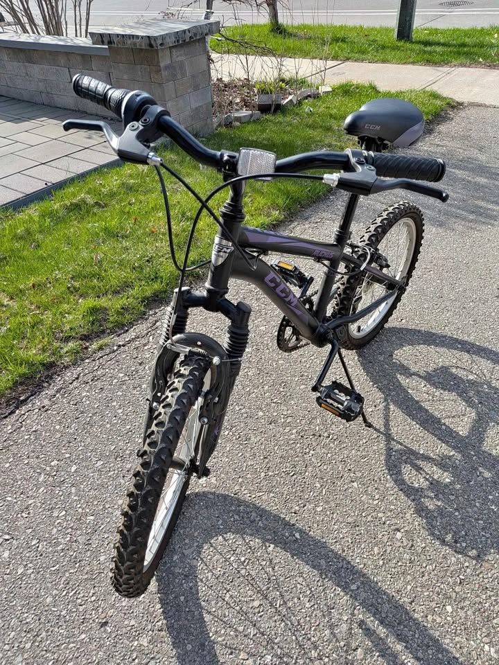 CCM Ruckus 18" Kid's Bike