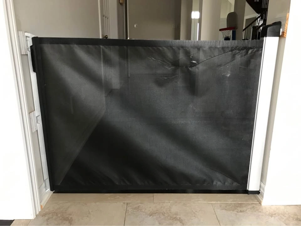Kiddyguard Avant - Retractable Children Gate - photo 4