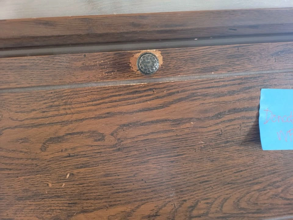 Secretariat desk - photo 3