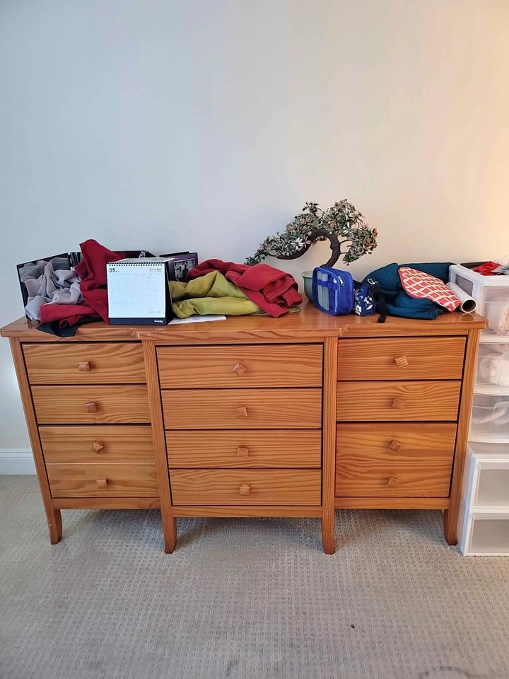 Pine dresser with 2 matching night stands