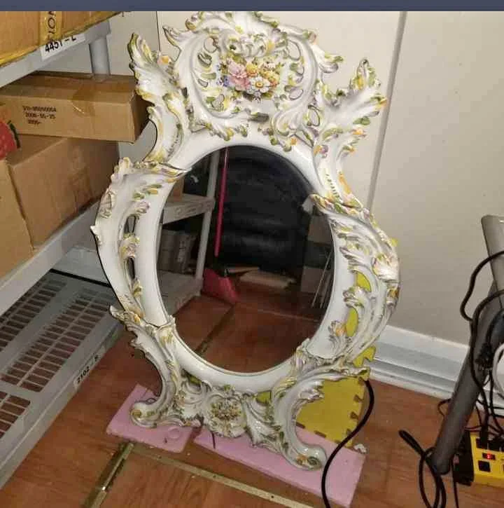 MID-20TH CENTURY CAPODIMONTE STYLE PORCELAIN MIRROR thumbnail