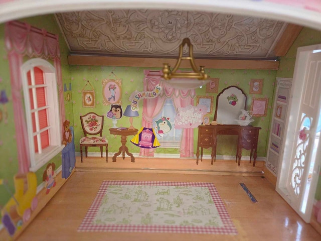 Doll House - photo 2