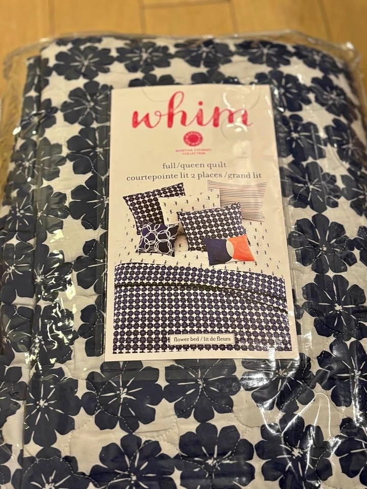 Queen Size Flower Bed Quilt