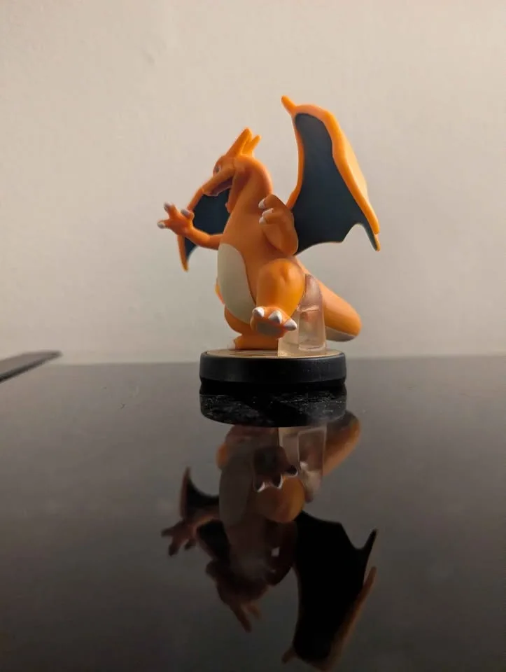 Charizard amiibo - photo 2